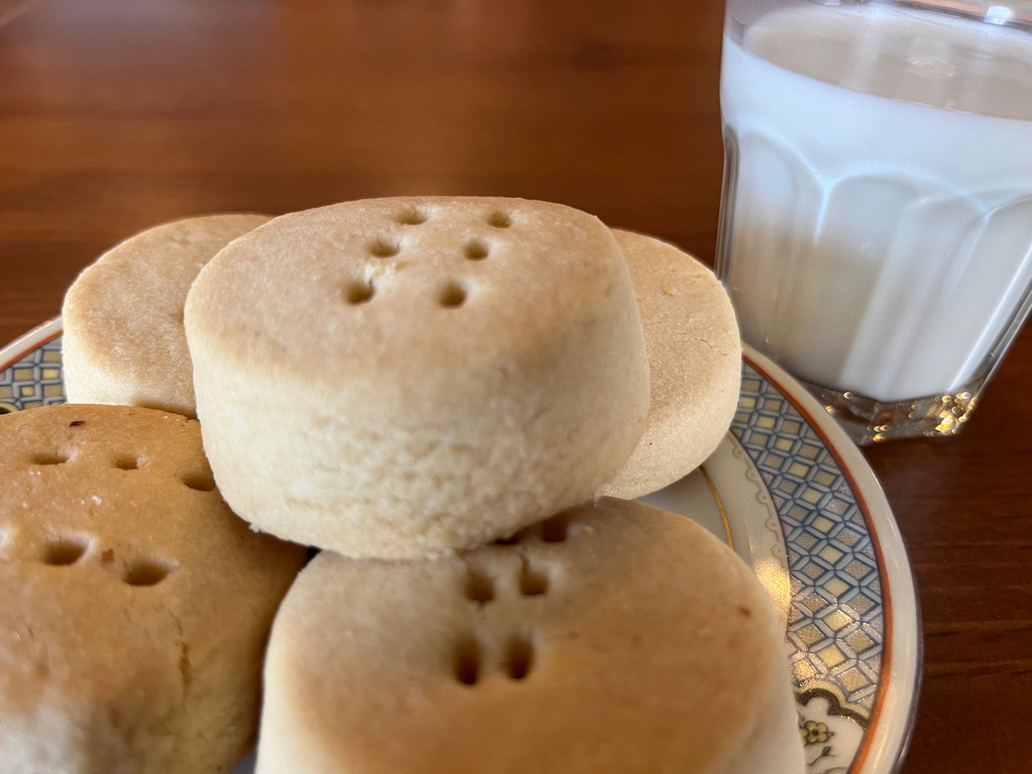 6. Peanut Butter Shortbread Cookies - 12 cookies